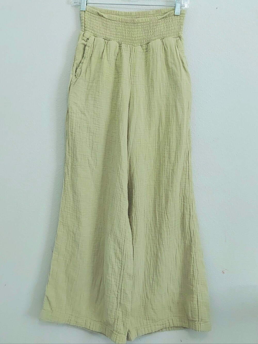 Billabong New Waves Smocked Waist Gauze Wide Leg Pants Women Medium In Avocado - Picture 2 of 12